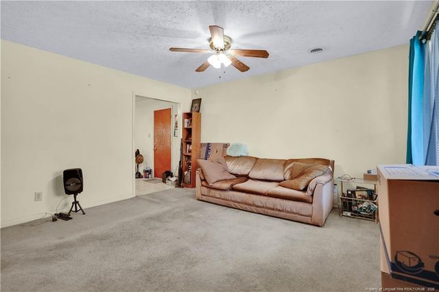 979 Lisa Avenue, Fayetteville, NC 28314