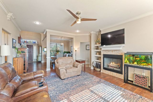 5703 S 66th Street, Cave Springs, AR 72718