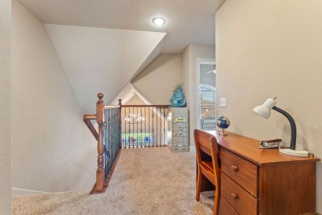 5703 S 66th Street, Cave Springs, AR 72718