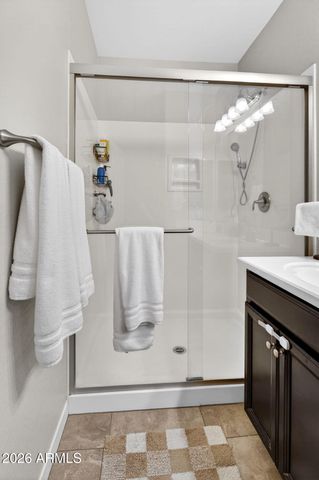 823 W LEADWOOD Avenue, San Tan Valley, AZ 85140