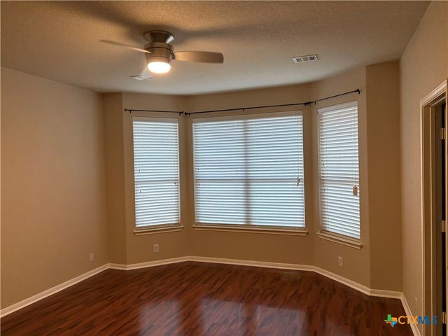 102 Wisteria Way, San Marcos, TX 78666