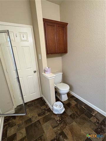 102 Wisteria Way, San Marcos, TX 78666