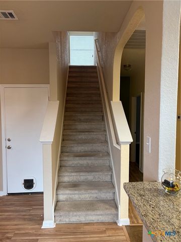 102 Wisteria Way, San Marcos, TX 78666