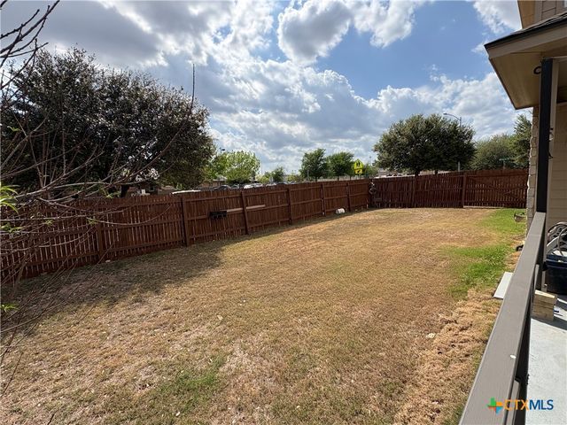 102 Wisteria Way, San Marcos, TX 78666