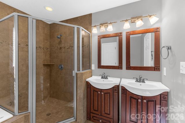 315 Glenn Bridge Road, Arden, NC 28704