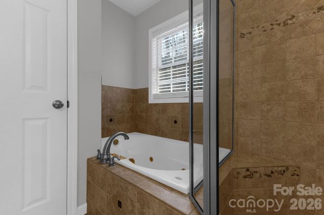 315 Glenn Bridge Road, Arden, NC 28704