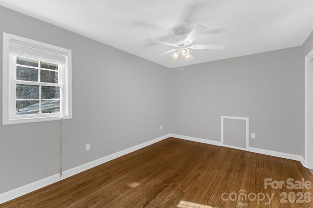 315 Glenn Bridge Road, Arden, NC 28704