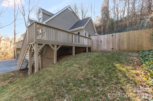 315 Glenn Bridge Road, Arden, NC 28704