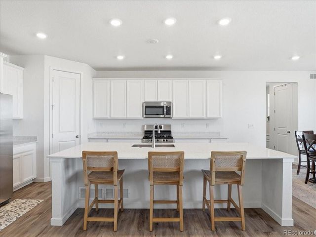 704 Columbia St, Johnstown, CO 80534