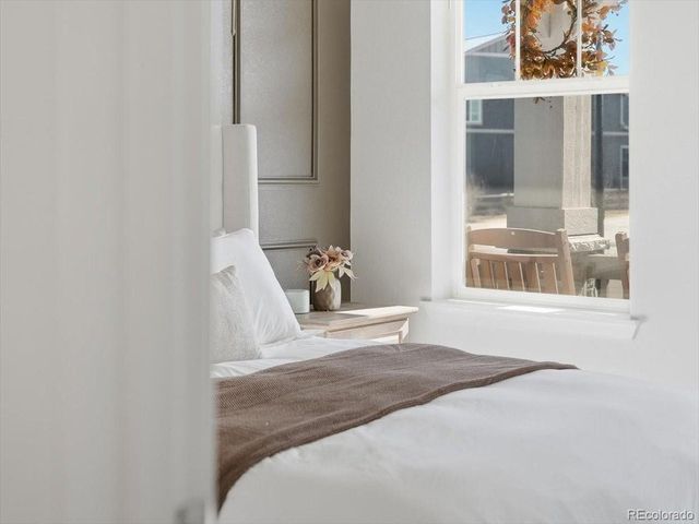 704 Columbia St, Johnstown, CO 80534