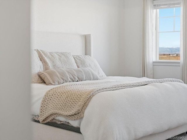 704 Columbia St, Johnstown, CO 80534