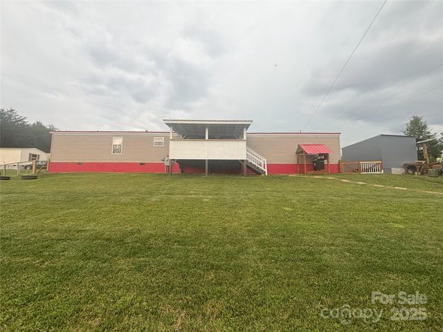 115 Logans Leap Lane, Canton, NC 28716