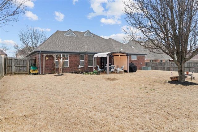 55 MISTY HILL CV, Oakland, TN 38060