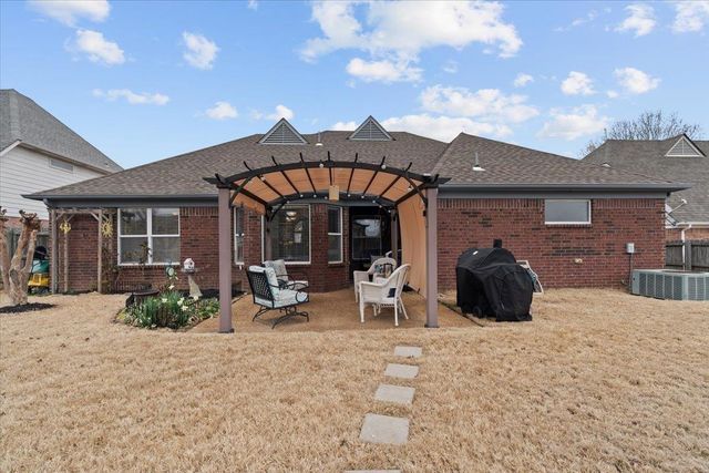 55 MISTY HILL CV, Oakland, TN 38060