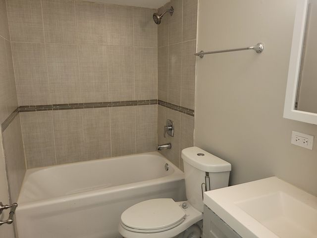 1216 Balmoral Avenue, Calumet City, IL 60409