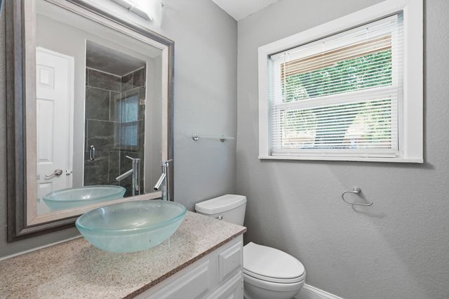 2626 Crest Avenue, Dallas, TX 75216