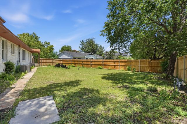 2626 Crest Avenue, Dallas, TX 75216