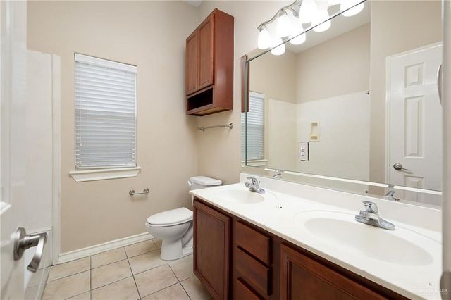 614 S Excalibur Street, Edinburg, TX 78539