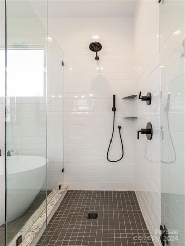 54 Olde Oak Lane, Hendersonville, NC 28792
