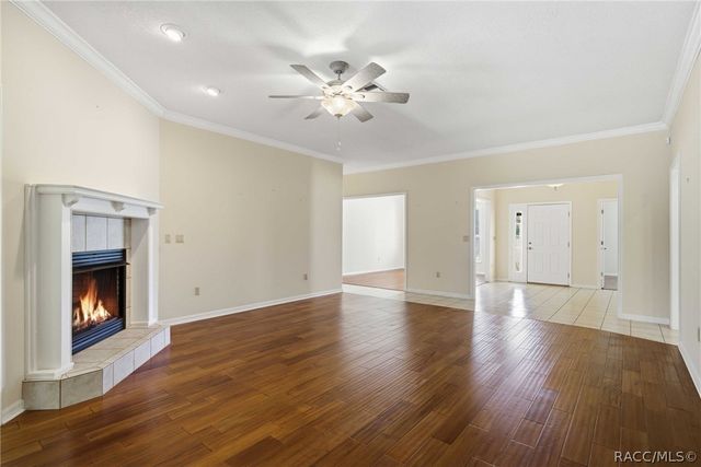 39 W Amalfi Court, Beverly Hills, FL 34465