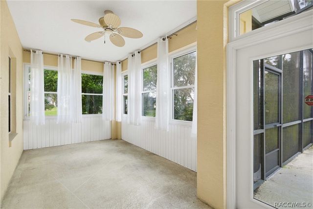 39 W Amalfi Court, Beverly Hills, FL 34465