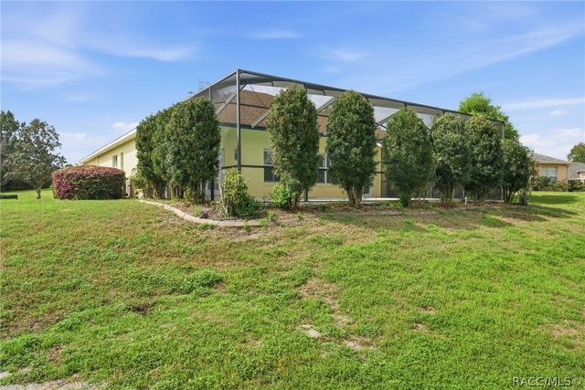 39 W Amalfi Court, Beverly Hills, FL 34465