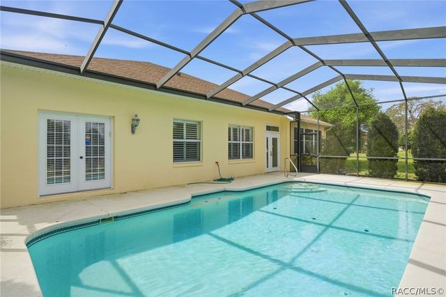 39 W Amalfi Court, Beverly Hills, FL 34465