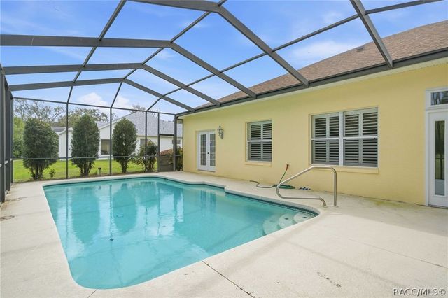 39 W Amalfi Court, Beverly Hills, FL 34465