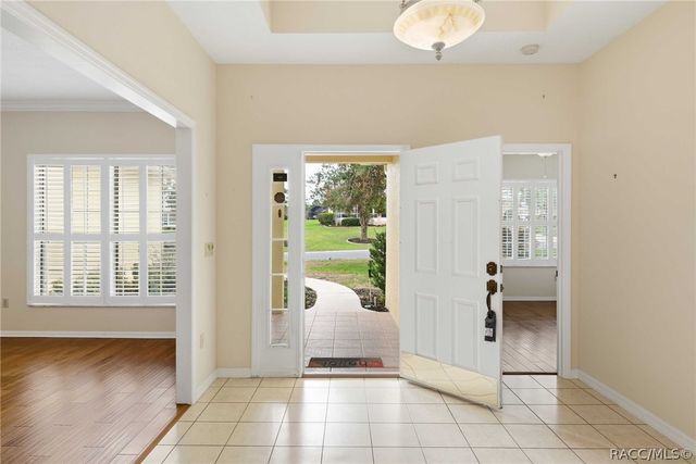 39 W Amalfi Court, Beverly Hills, FL 34465