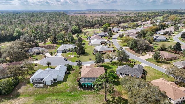 39 W Amalfi Court, Beverly Hills, FL 34465