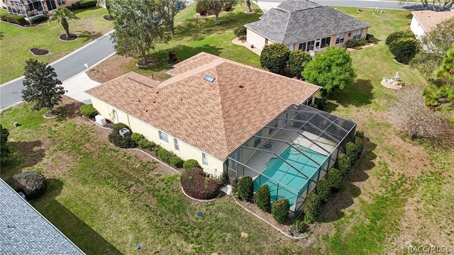 39 W Amalfi Court, Beverly Hills, FL 34465