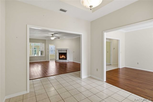 39 W Amalfi Court, Beverly Hills, FL 34465