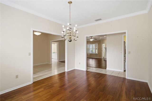 39 W Amalfi Court, Beverly Hills, FL 34465