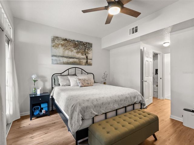 239 LONGVIEW AVENUE 111, Kissimmee, FL 34747