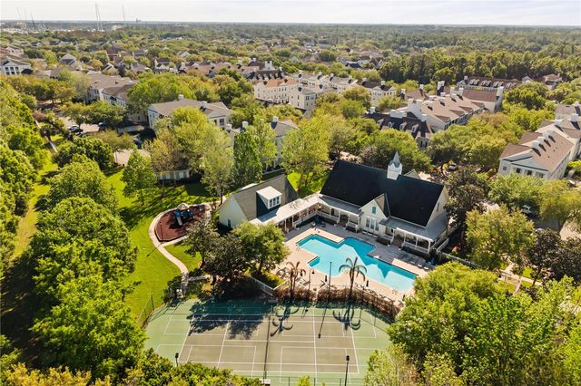 239 LONGVIEW AVENUE 111, Kissimmee, FL 34747