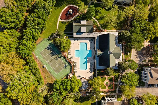 239 LONGVIEW AVENUE 111, Kissimmee, FL 34747