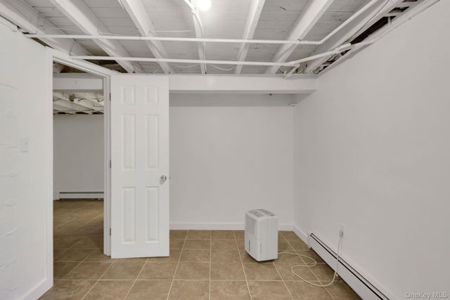 11 Sunset Drive, New Windsor, NY 12553