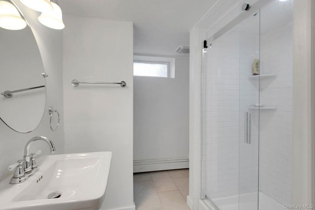 11 Sunset Drive, New Windsor, NY 12553