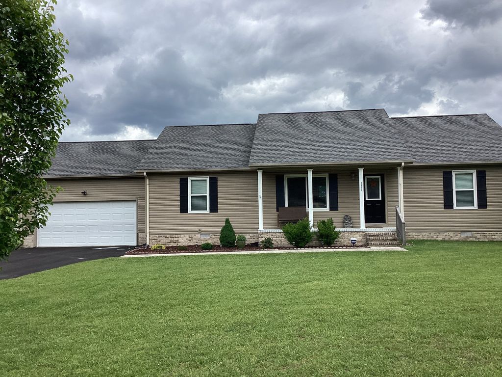 2860 Riley Creek Rd, Normandy, TN 37360