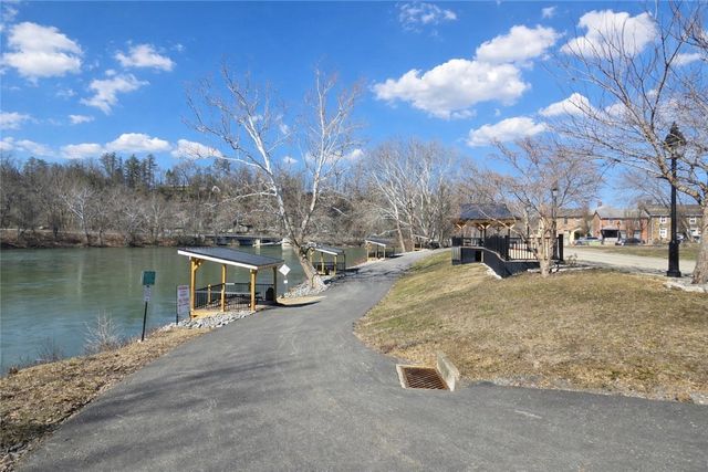 823 Salt Street, Saltsburg Area, PA 15681