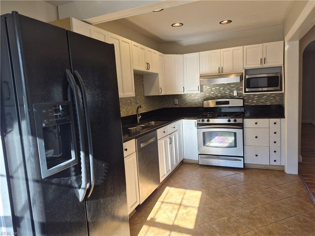 615 Maycox AVE, Norfolk, VA 23505