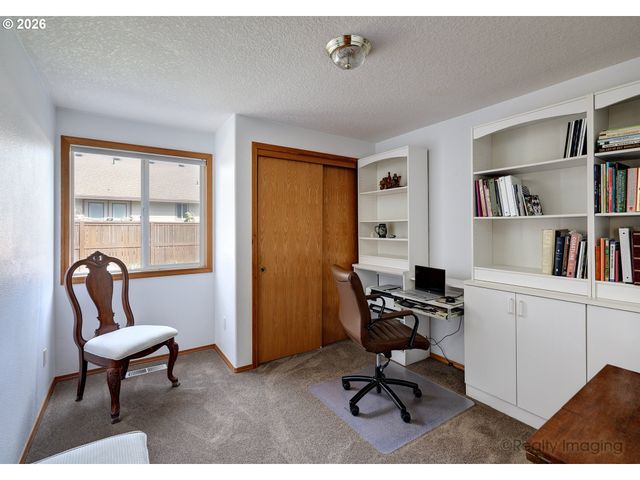15302 Ne 12TH Way, Vancouver, WA 98684