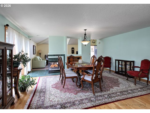 15302 Ne 12TH Way, Vancouver, WA 98684