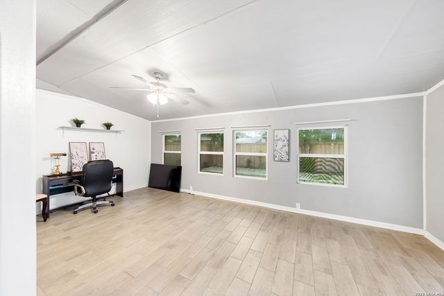 2128 Stonehaven, New Braunfels, TX 78130