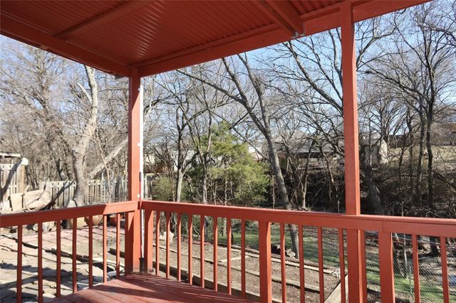 1705 Creekside Ave, Sherman, TX 75092