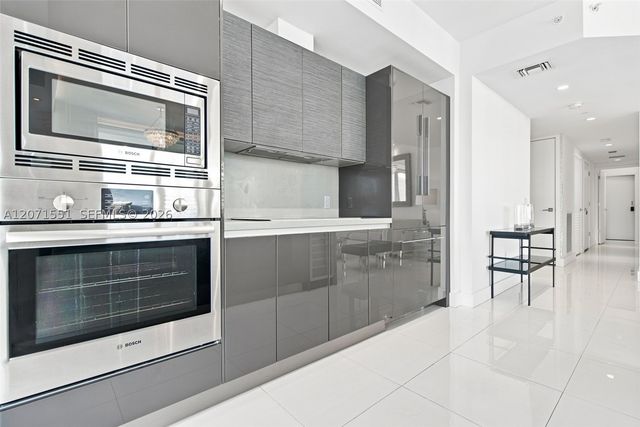 1080 Brickell Ave 3800, Miami, FL 33131