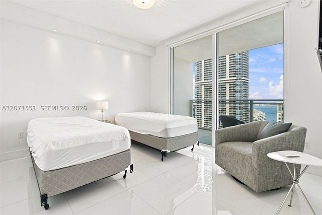 1080 Brickell Ave 3800, Miami, FL 33131