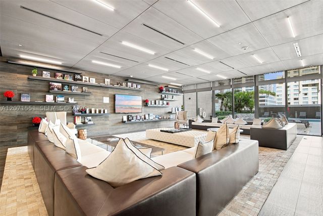 1080 Brickell Ave 3800, Miami, FL 33131