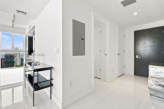 1080 Brickell Ave 3800, Miami, FL 33131