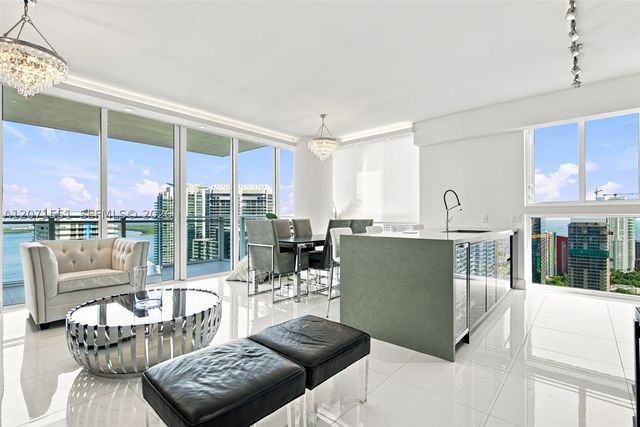 1080 Brickell Ave 3800, Miami, FL 33131